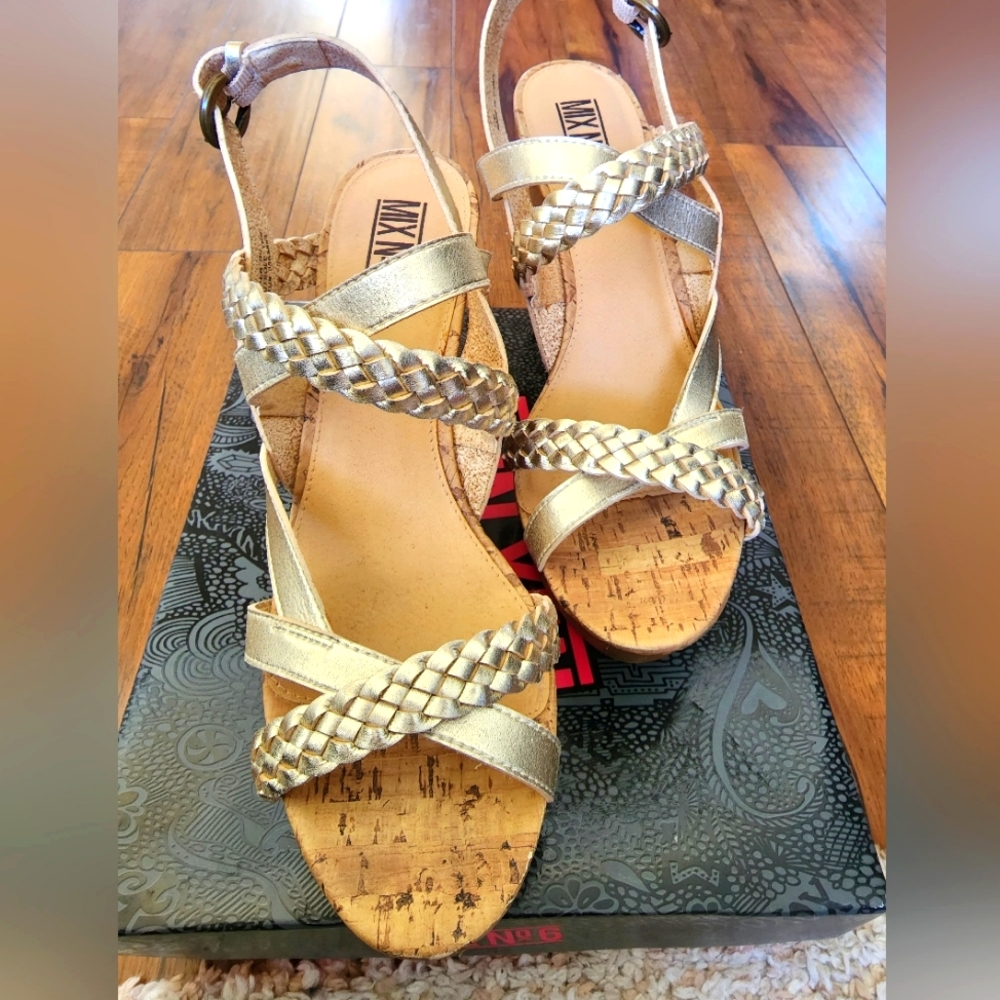 Mix No.6 soft gold Kensi Sandles